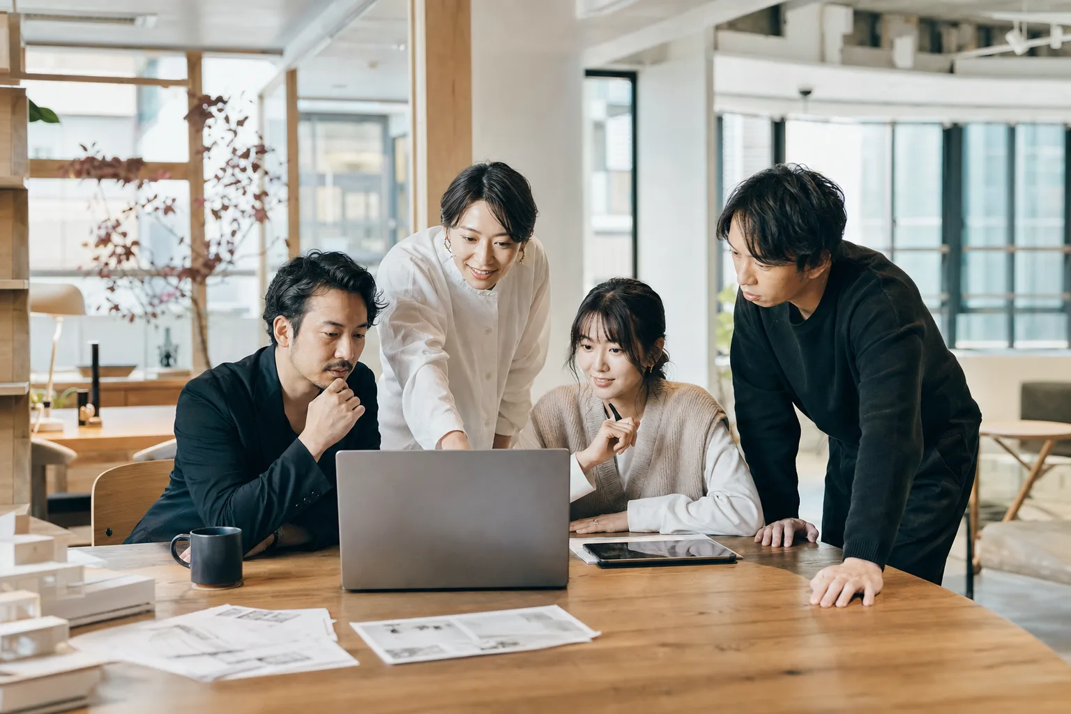 中小企業のAI導入・業務効率化支援を行うpopbits Inc.
